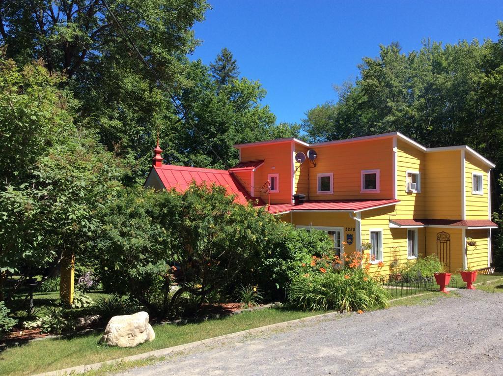 Chez Lulu Et Lutin Bed & Breakfast Роудън Екстериор снимка